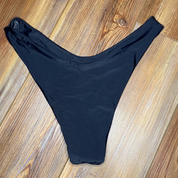 SHEIN High Cut Bikini Bottom // Size Medium // Black - Picture 2 of 3